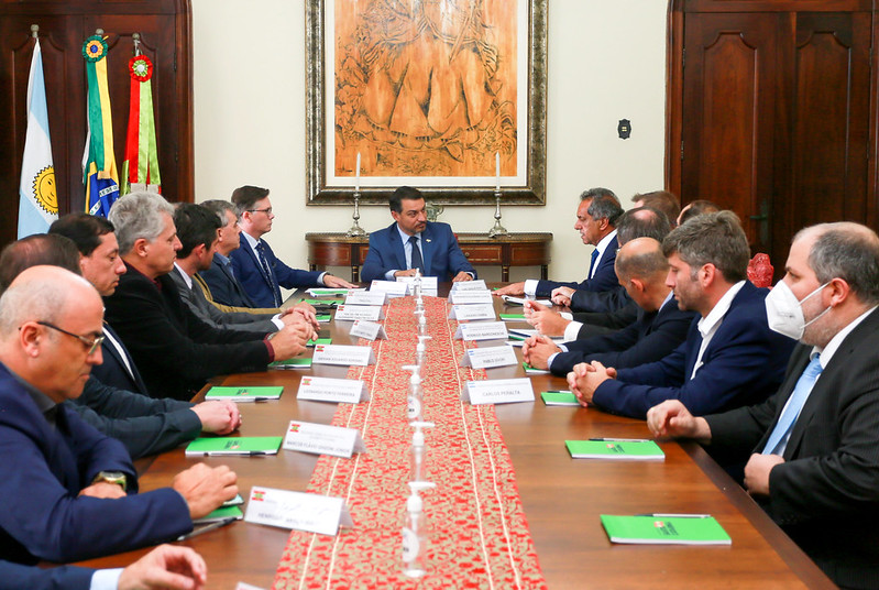 Governo do Estado recebe embaixador da Argentina e reforça pauta de parcerias com Santa Catarina